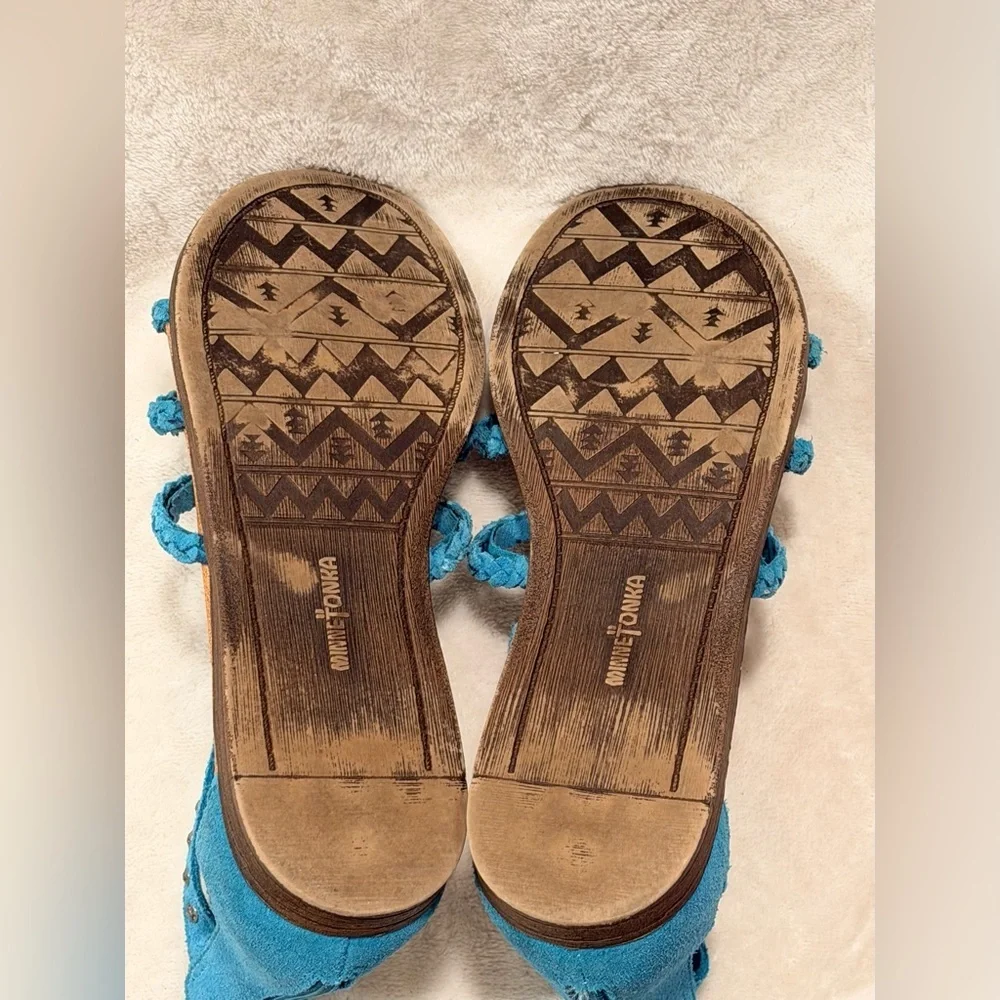 Minnetonka boho festival suede gladiator studded hippie chic sandal in turquoise